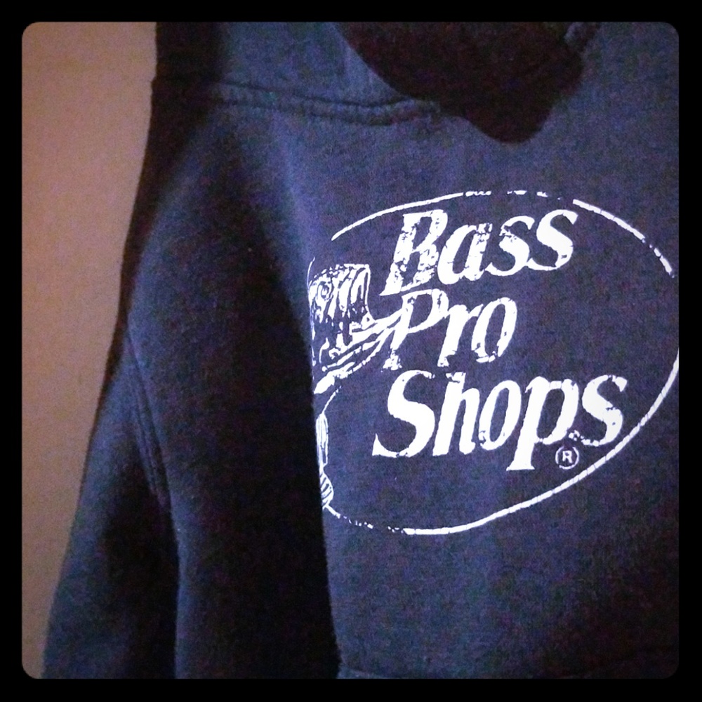 Bass pro shops hoodie